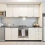 A Comfortable Studio Near Darling Harbour