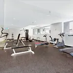 A Comfortable Studio Near Darling Harbour