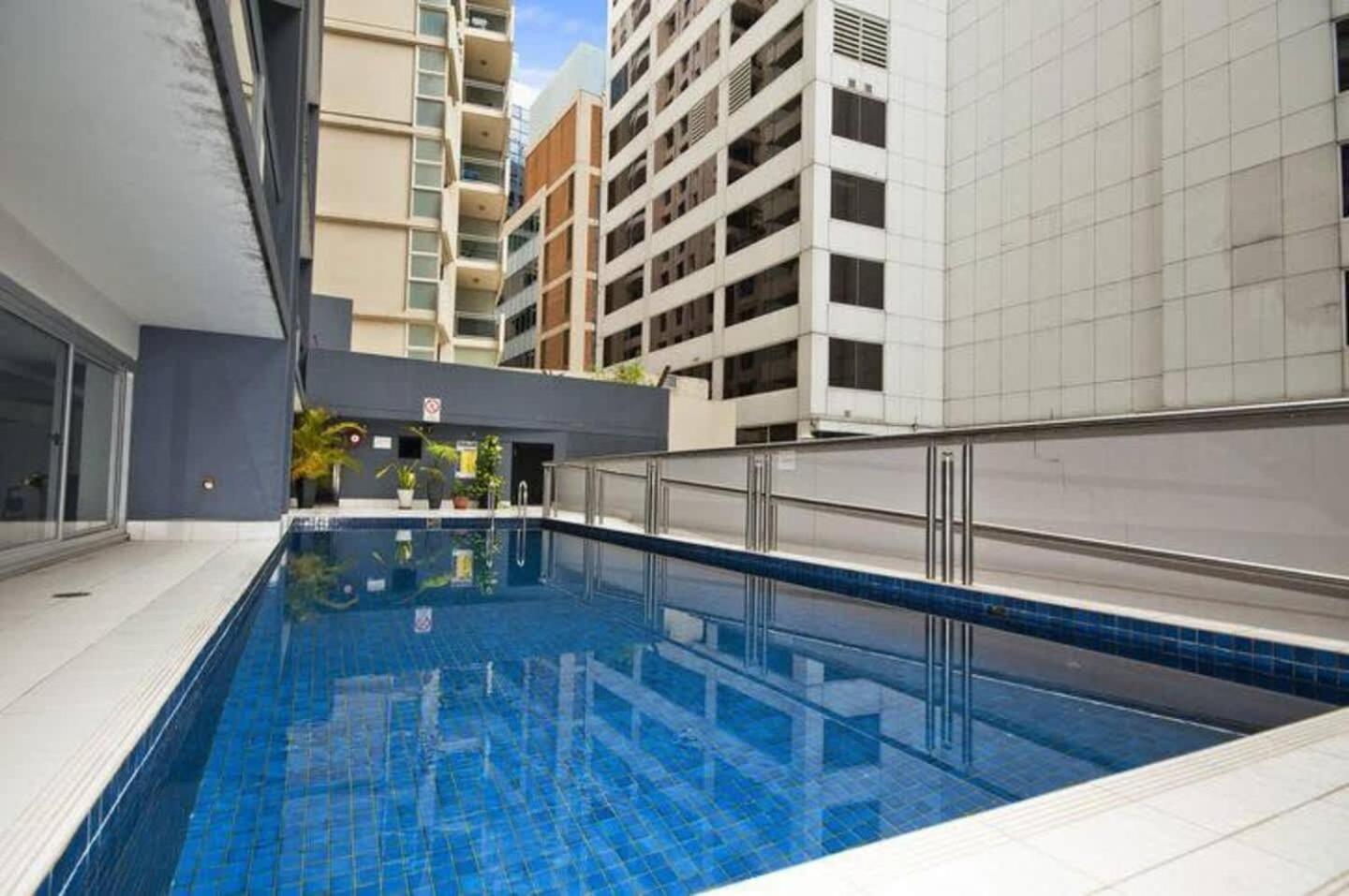 A Comfortable Near Darling Harbour Apartment Sydney