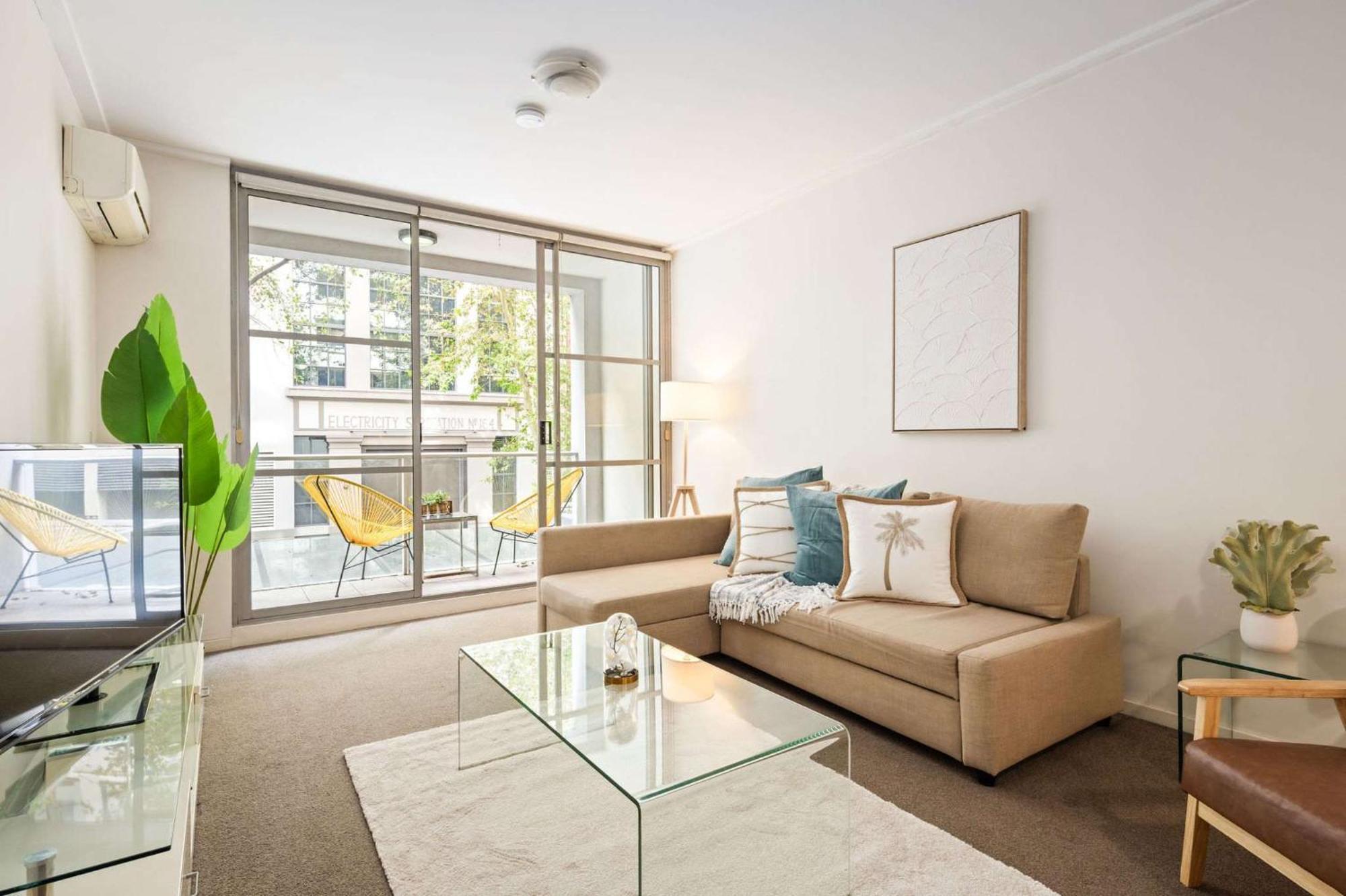 A Comfortable Near Darling Harbour Apartment