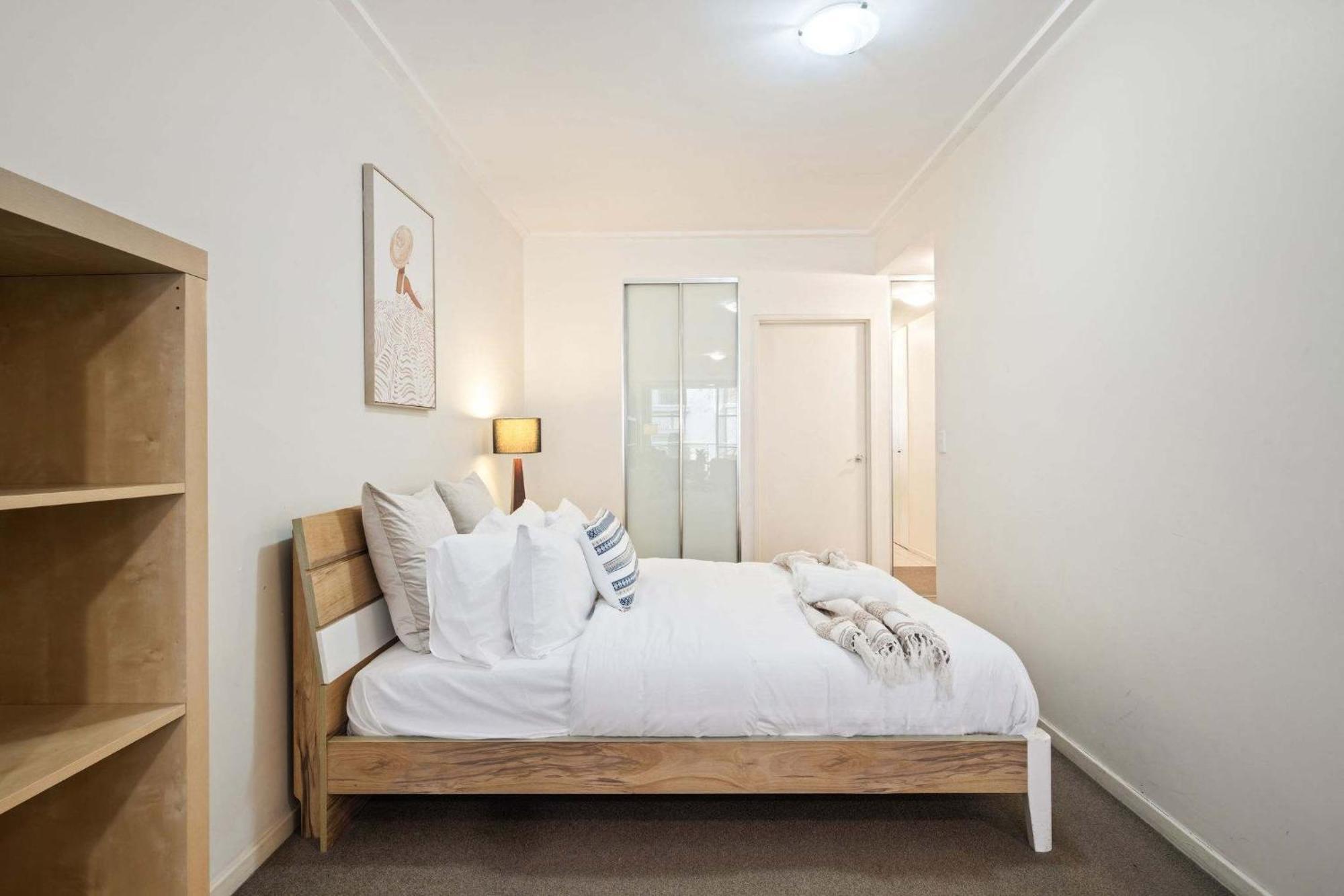 A Comfortable Near Darling Harbour Apartment